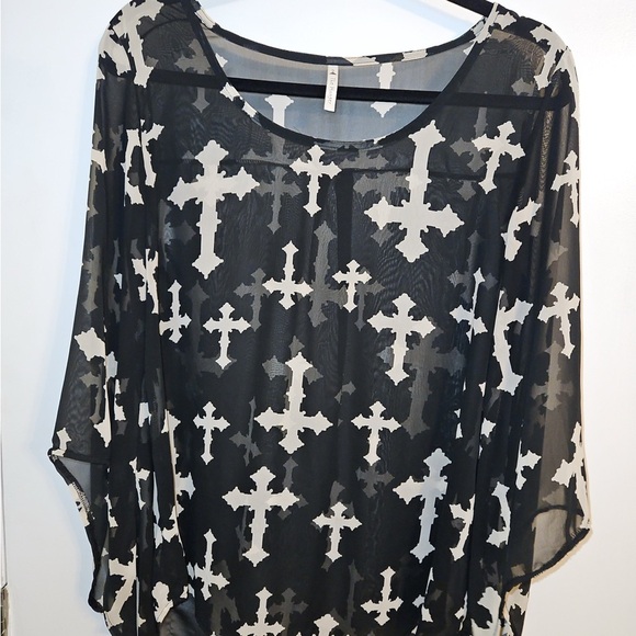 The Hanger Sheer Black and White Cross Blouse - Picture 2 of 3